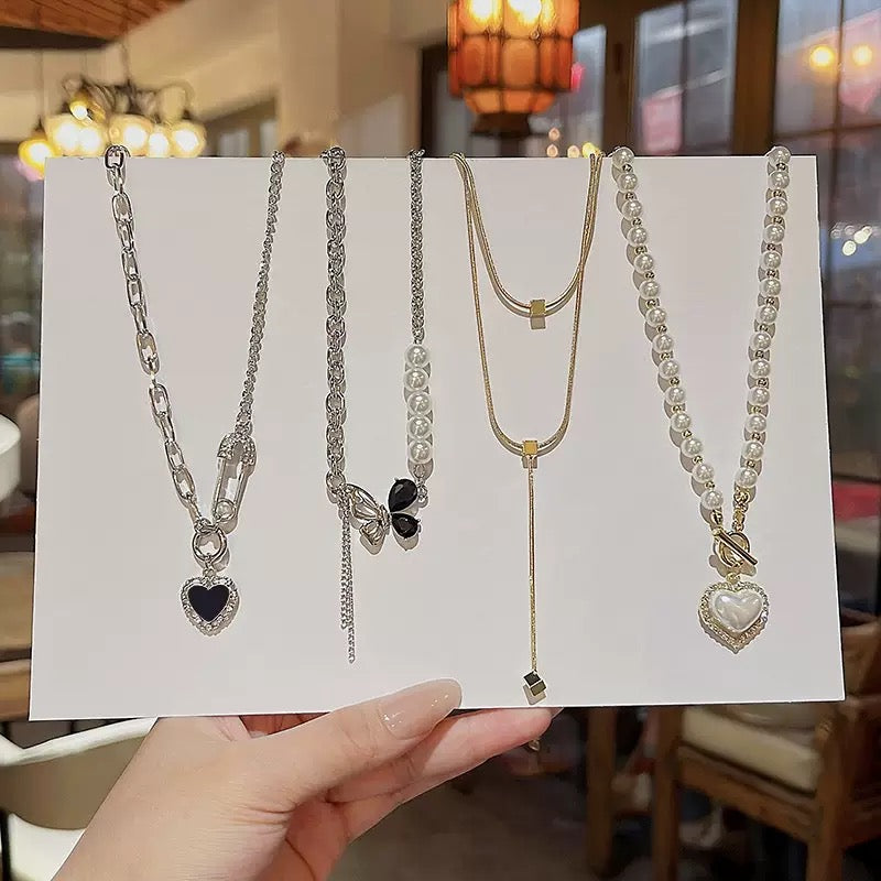 Shiny Stylish Necklaces - Live Picks