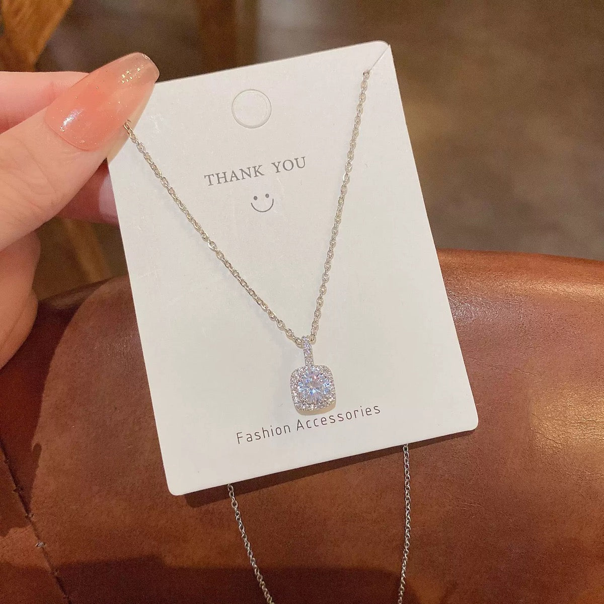 Shiny Stylish Necklaces - Live Picks