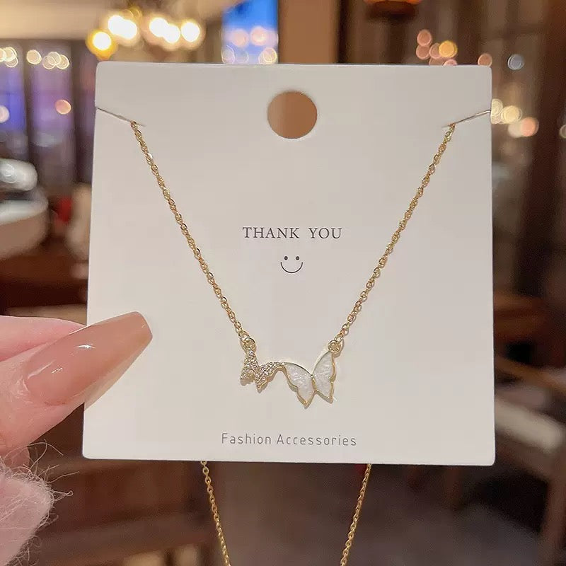 Shiny Stylish Necklaces - Live Picks