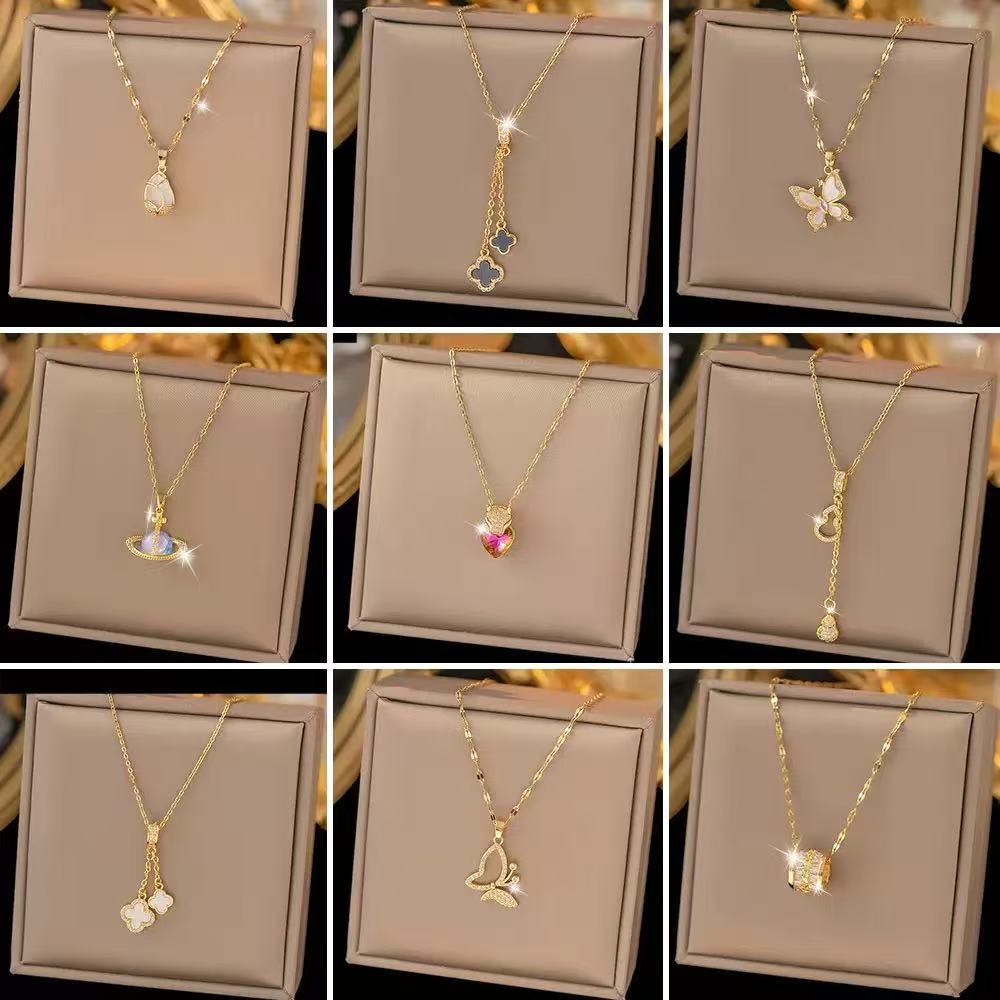 Shiny Stylish Necklaces - Live Picks