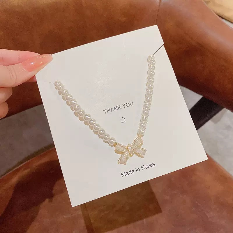 Shiny Stylish Necklaces - Live Picks