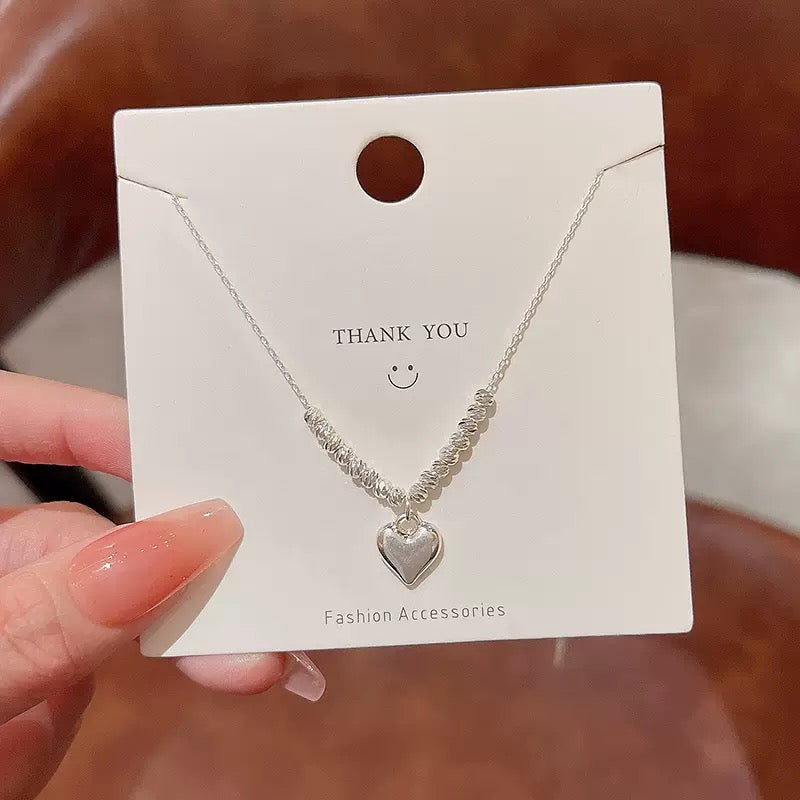 Shiny Stylish Necklaces - Live Picks